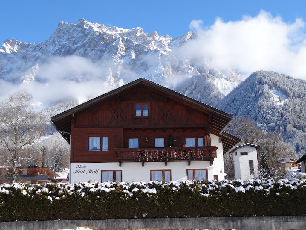 Haus Karl'S Ruh Bed & Breakfast Ehrwald Exterior foto