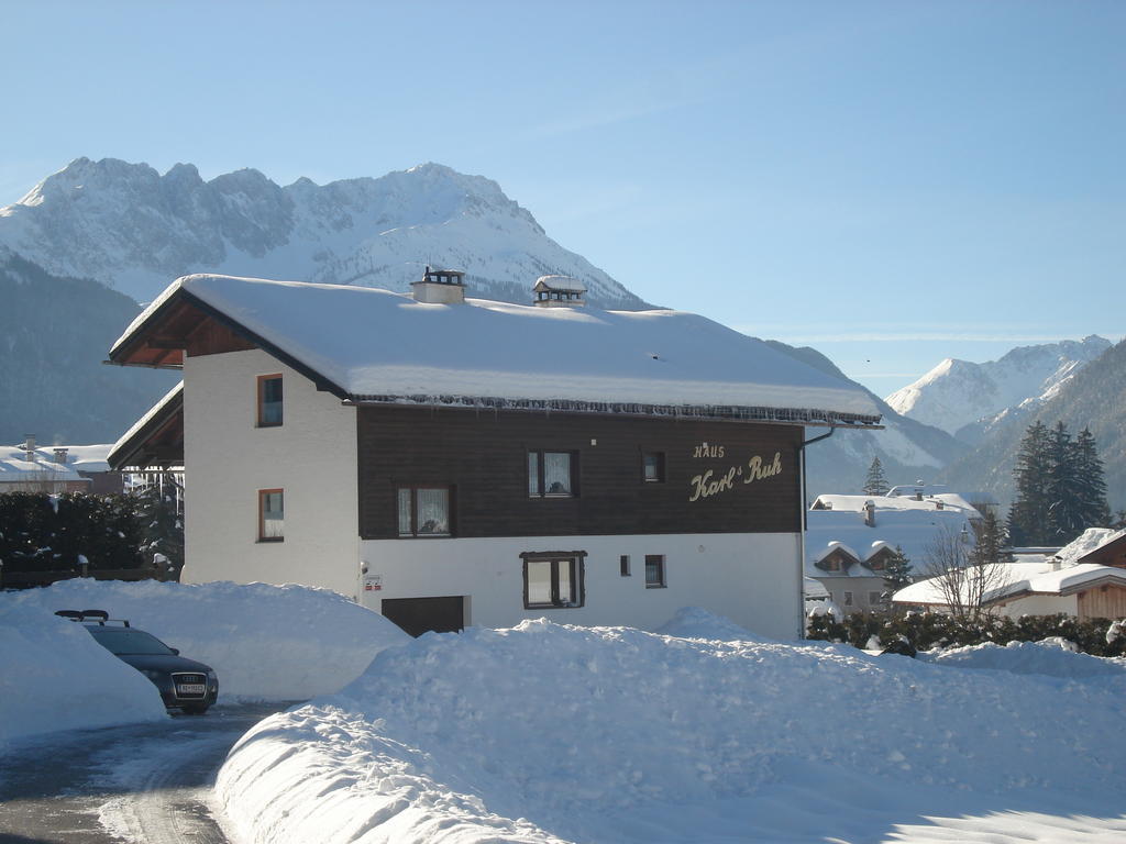 Haus Karl'S Ruh Bed & Breakfast Ehrwald Exterior foto