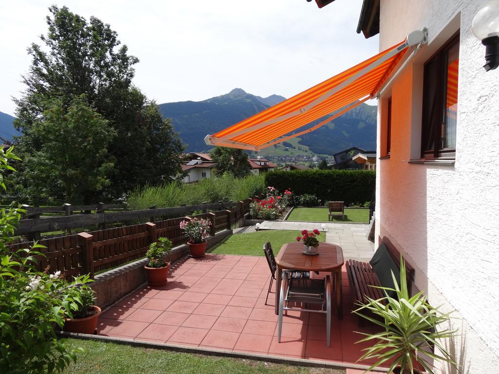 Haus Karl'S Ruh Bed & Breakfast Ehrwald Exterior foto