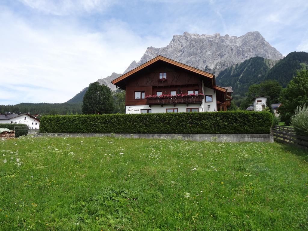 Haus Karl'S Ruh Bed & Breakfast Ehrwald Exterior foto
